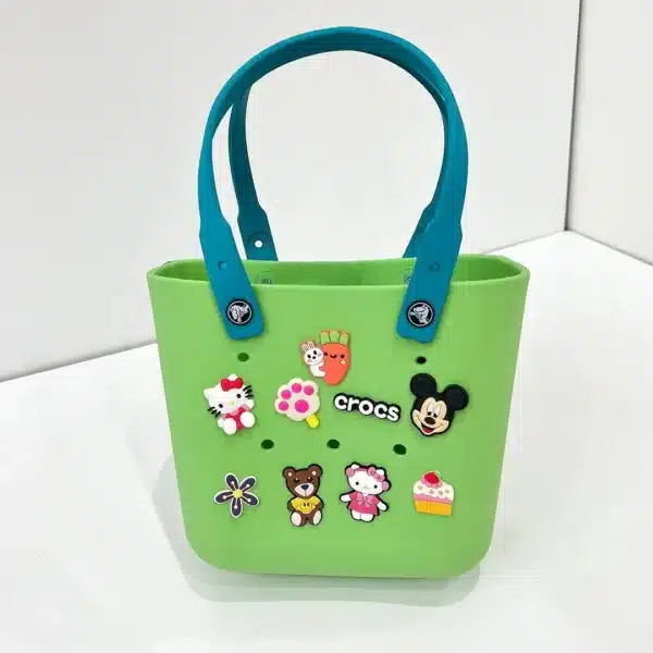 Crocs Medium Beach Bag – Stylish Silicone Tote with Charms - Image 4