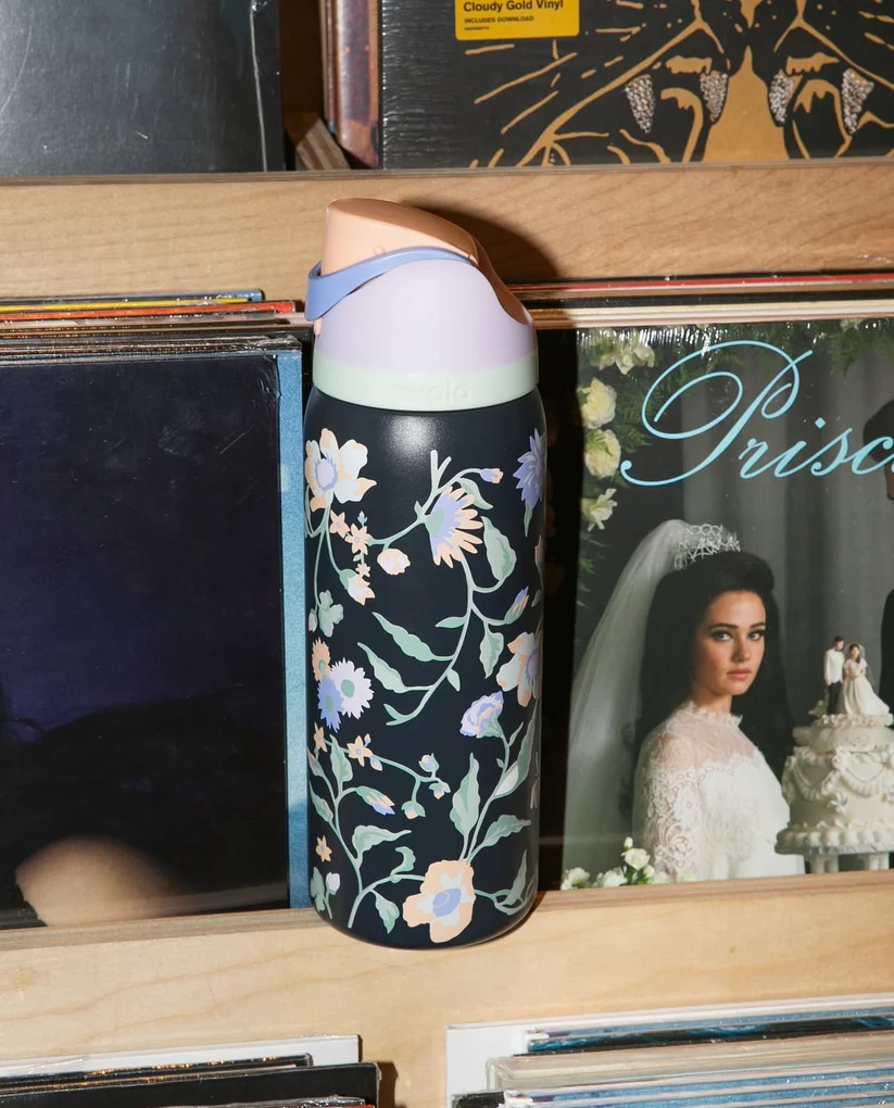 Owala FreeSip - 24oz - Image 28