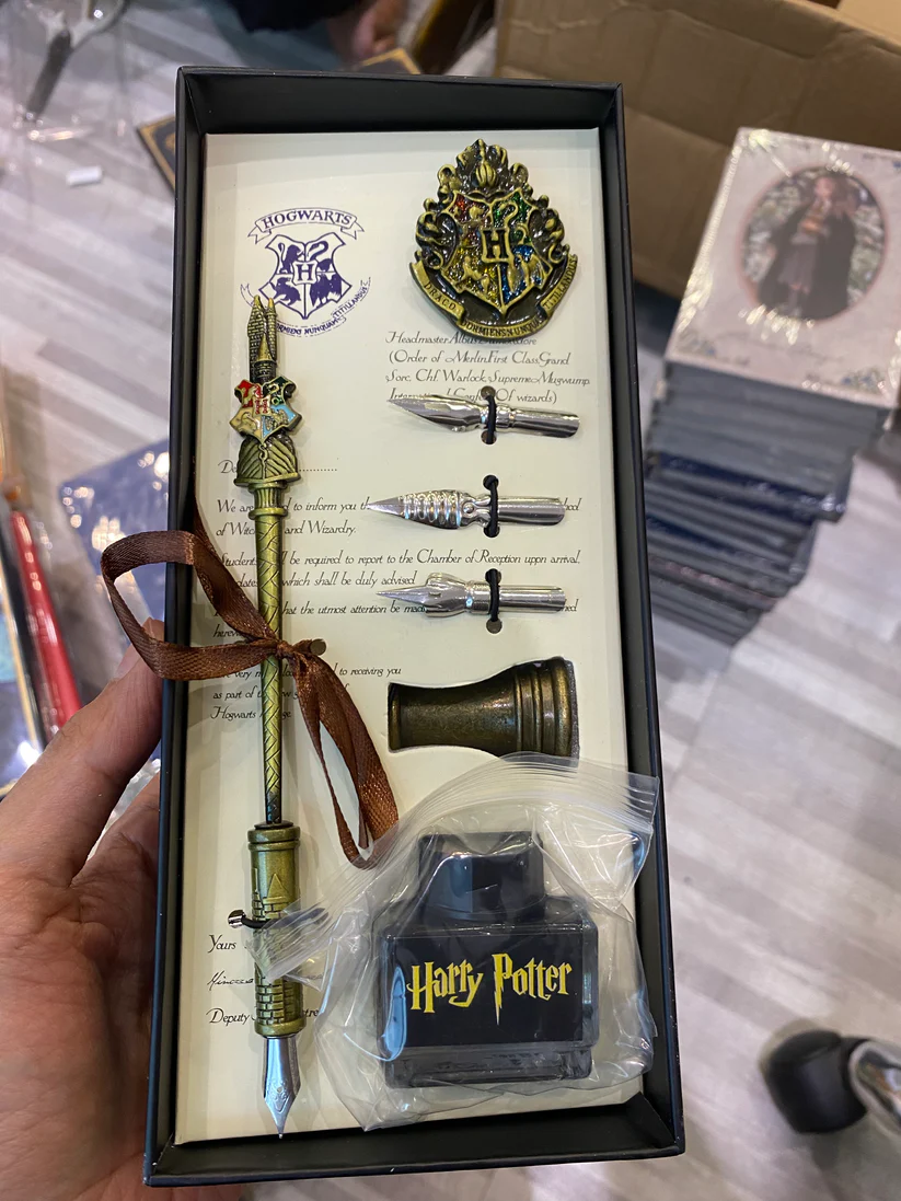 Harry Potter Collectible Pen Set