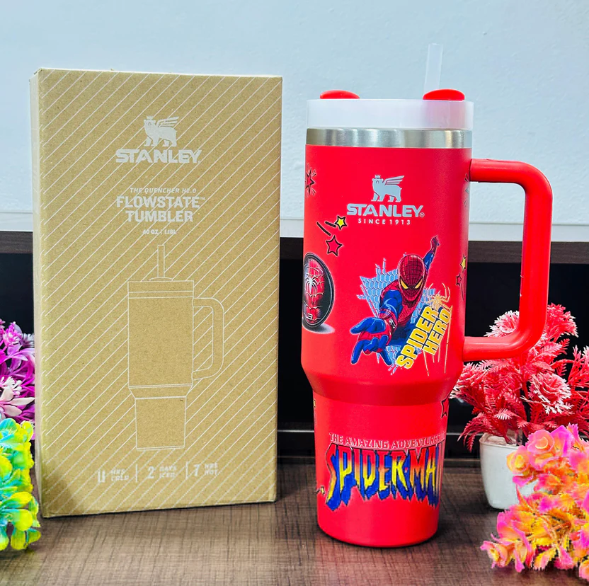 Stanley × Marvel Spiderman Quencher Tumbler – 40oz | Limited Edition - Image 3