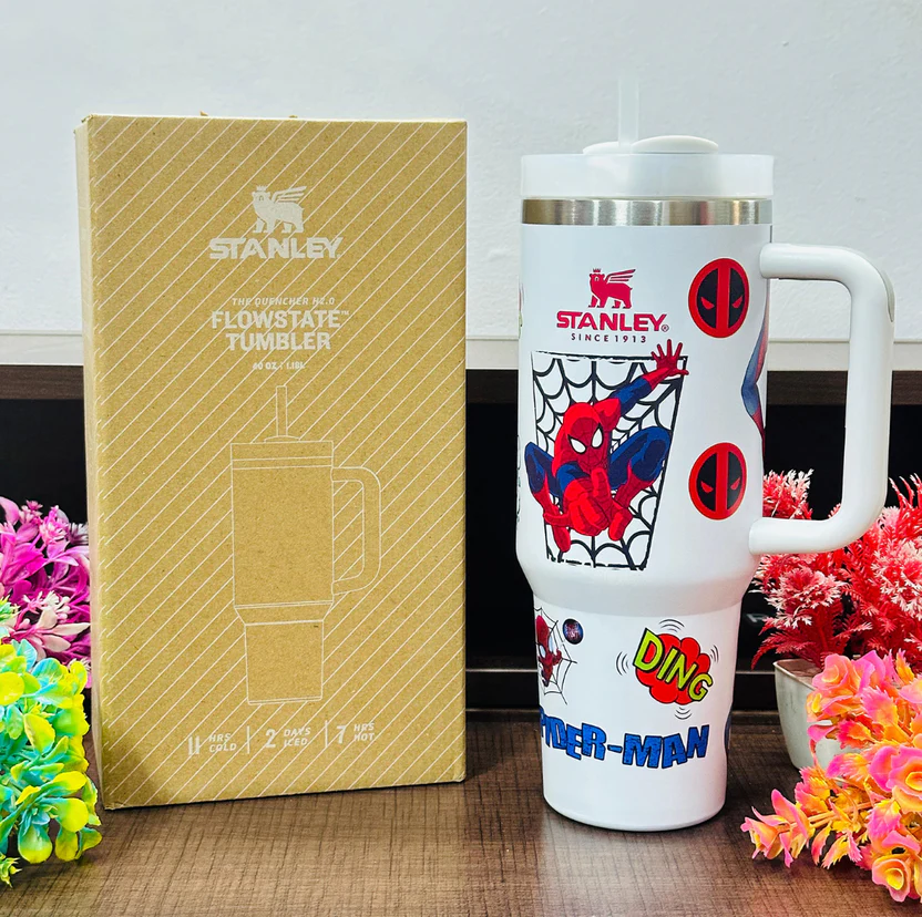Stanley × Marvel Spiderman Quencher Tumbler – 40oz | Limited Edition - Image 2