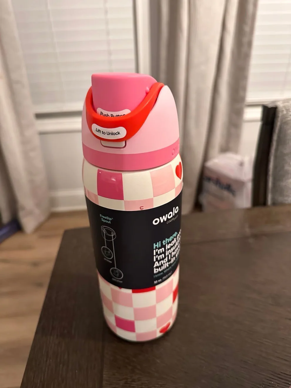 Owala FreeSip - Check Me Out 32 OZ (950 ml) - Image 4